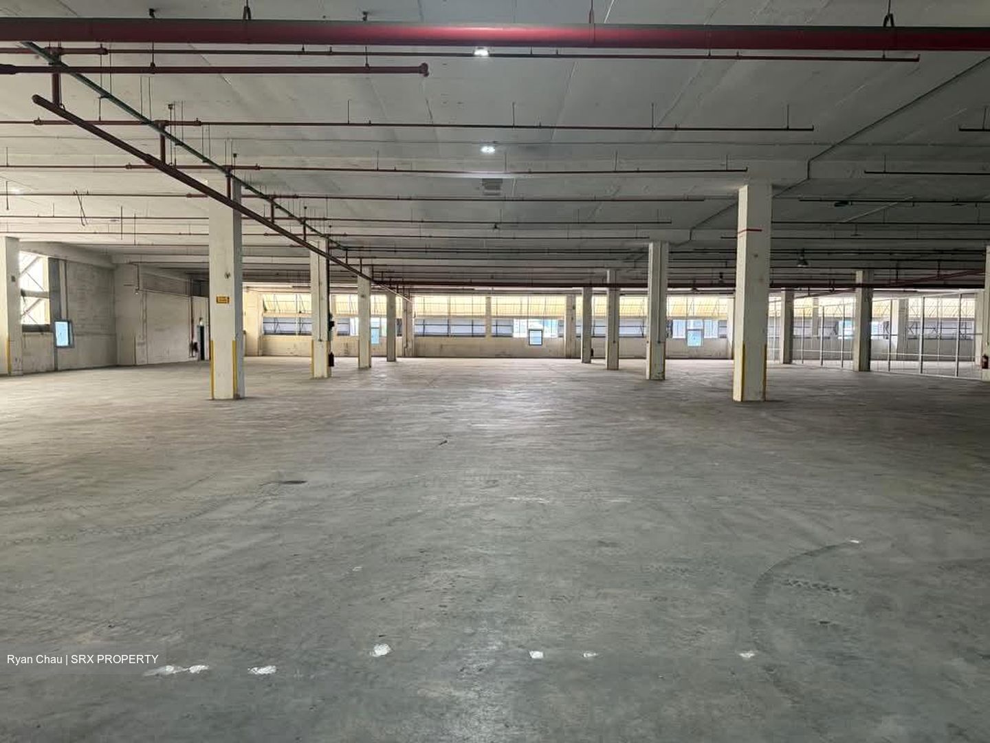 Gul Way (D22), Warehouse #604783151